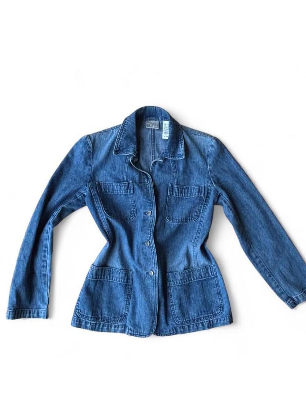 Vintage denim barn jacket with button-up front and pockets
